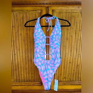 Frankie’s Bikinis  NWT ✨Paris Terry Halter One-Piece SzM🌸Daisy Dream